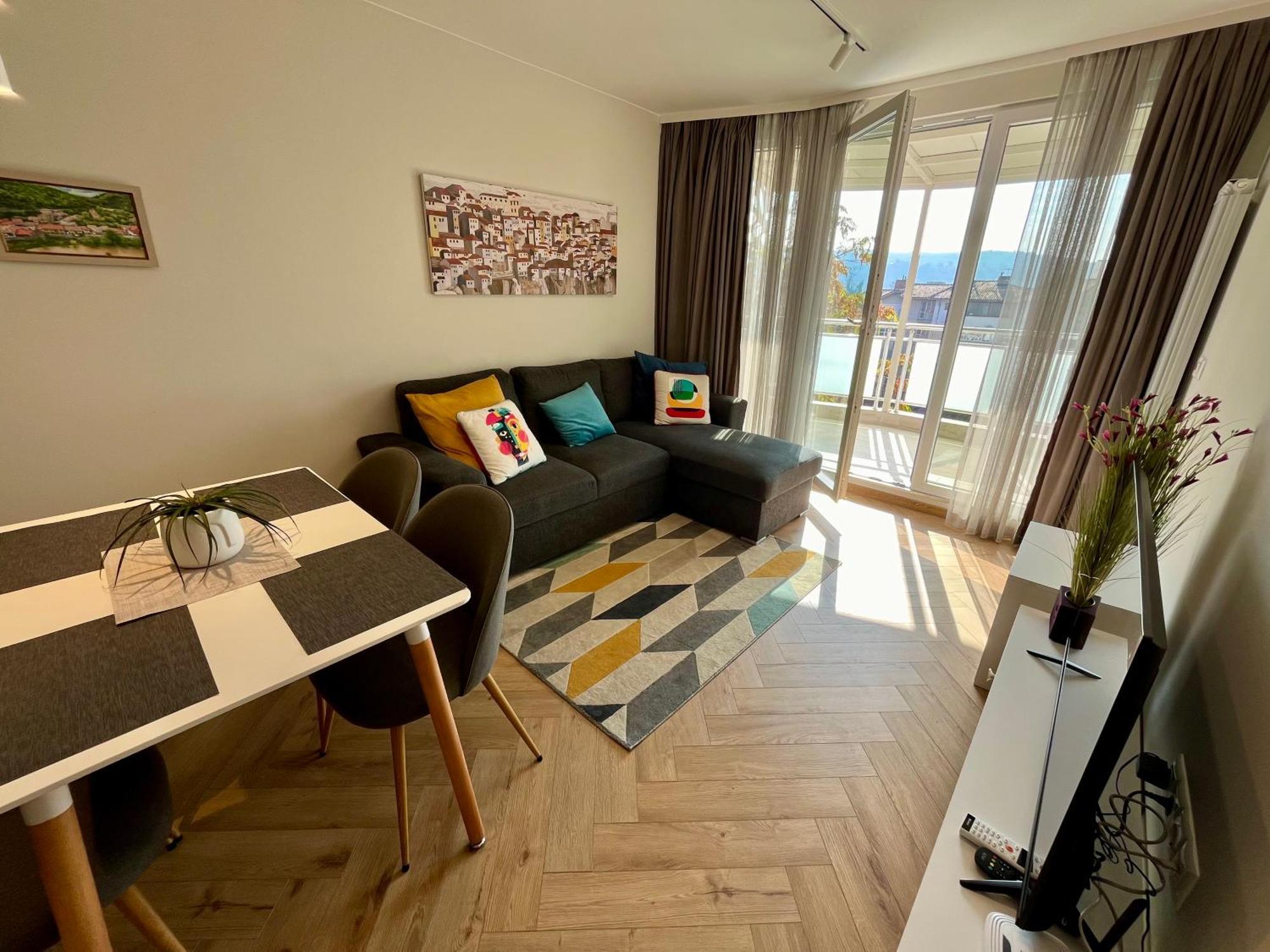 Parkcentral Luxury In City Center 7 Veliko Tarnovo Kültér fotó